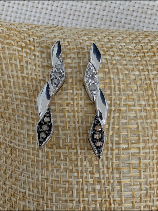 Vintage Jewelry - 10K Solid White Gold Champagne & White Diamond Twist Drop Earrings 0.20 CTW